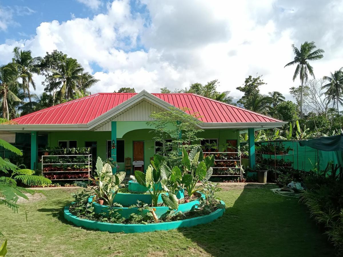 Barril Green Homestay Batuan Exterior foto